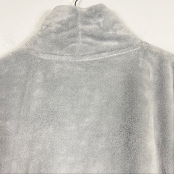 SOFT SURROUNDINGS Glacier Plush Fleece Pullover Cozy Gray Women's Sweater - Picture 10 of 11